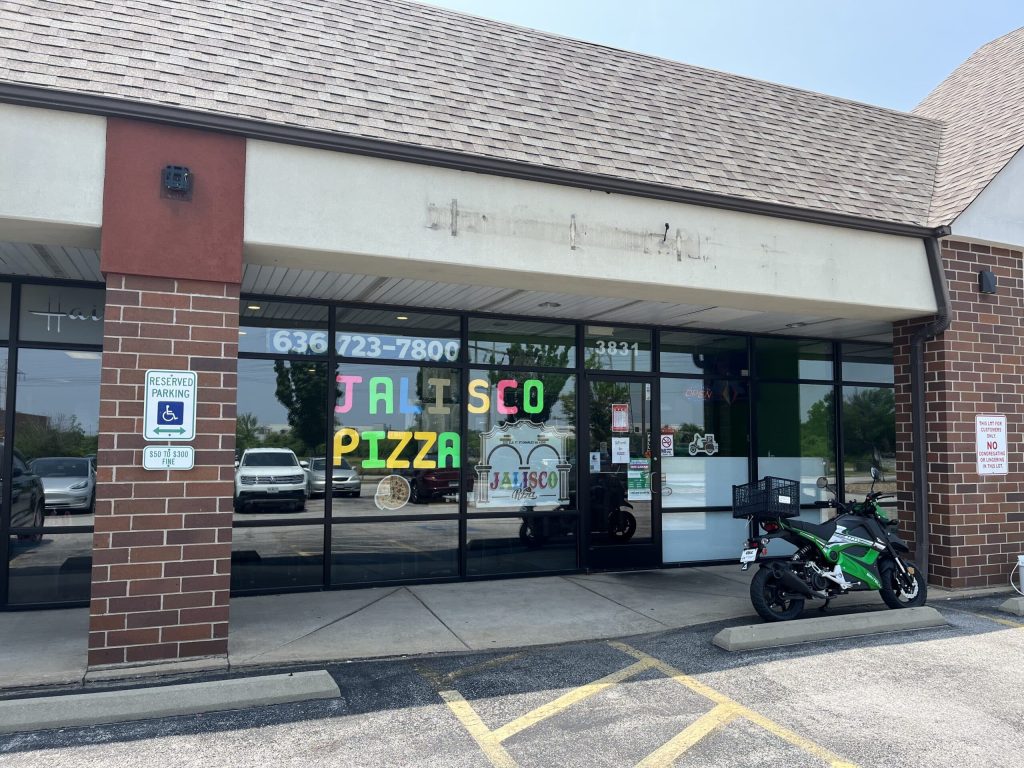 Jalisco Pizza In St. Charles Closes Its Doors Permanently