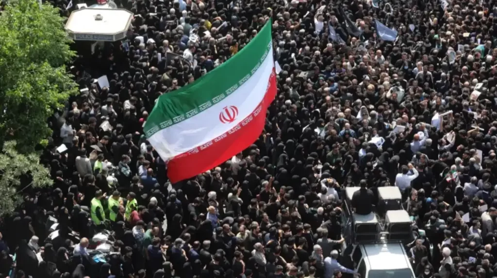 Iran on the Threshold of Revolution: A Structural Analysis