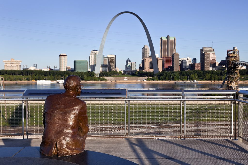 St. Louis Riverboat Dinner Cruises Are Making A Comeback