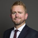 True patriots are those who strive to strengthen the bonds between citizens every day