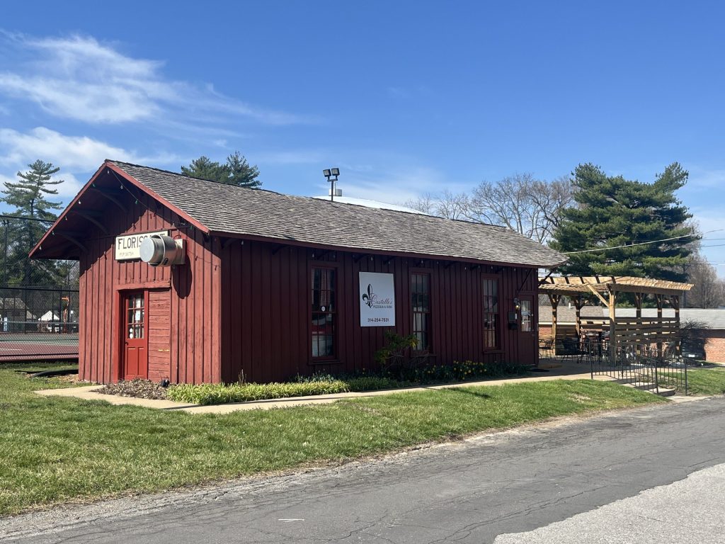 Why Everyone Is Talking About Costello’s Pizzeria & Subs In Florissant