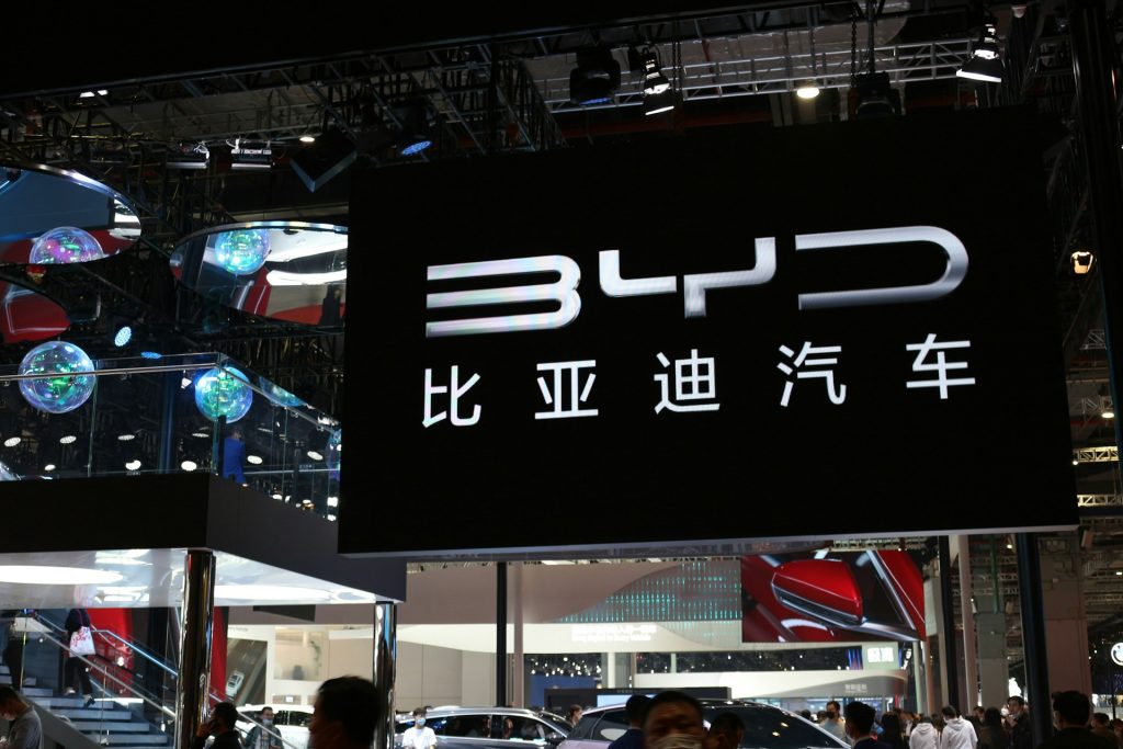China Fumes At US Over Pentagon Blacklist Of Tech Giants