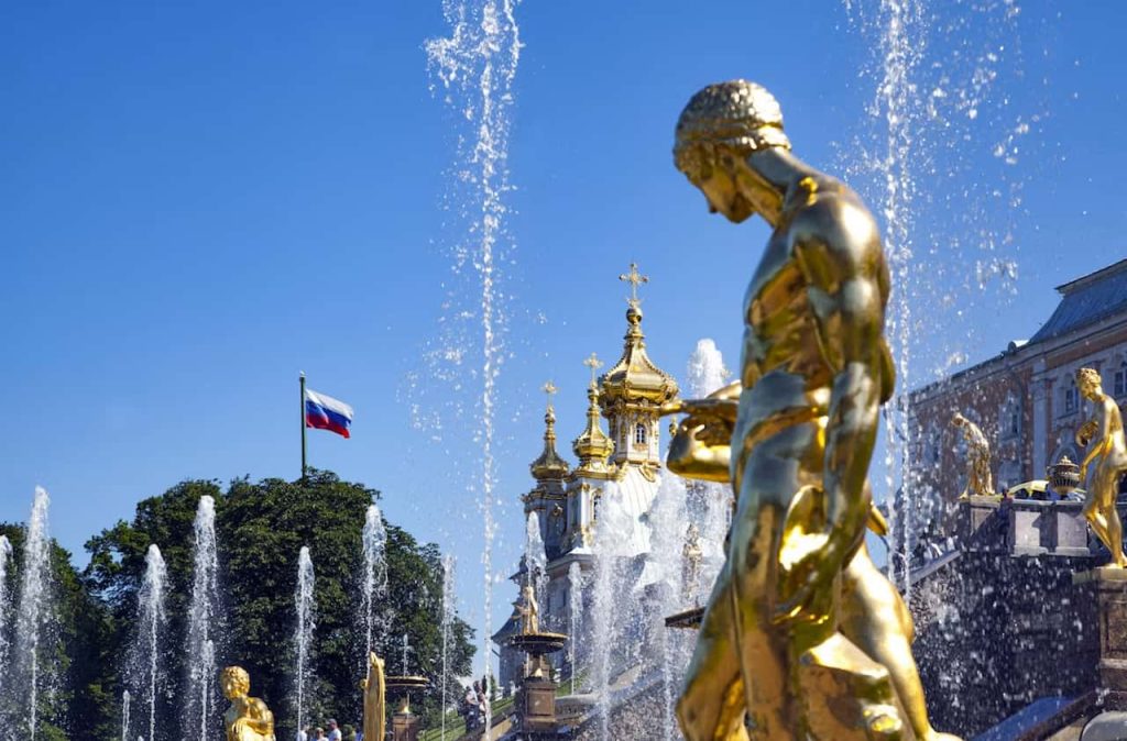 Russia Tells Europe It Wants Talks But Rejects Threats