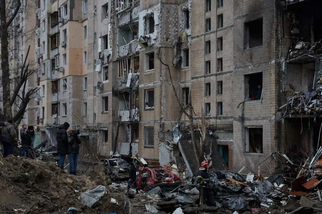 Kyiv Air Alarms Blare As Russian Air Strikes Wound Six