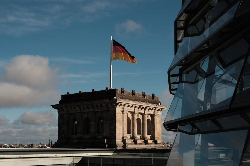 German Weather Records Shatter as Heatwave Shifts East