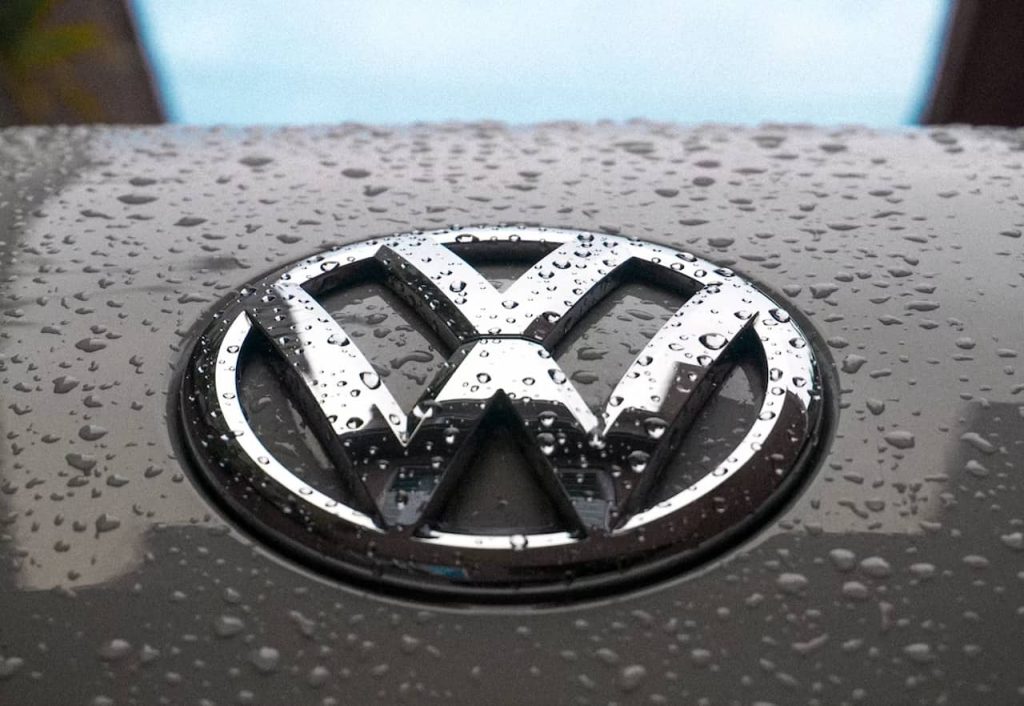 Volkswagen Plans 100,000 Job Cuts & Four Plant Closures