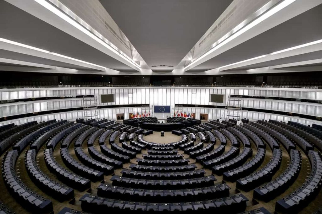 Hungary Urges EU Parliament to Withdraw Funds Lawsuit