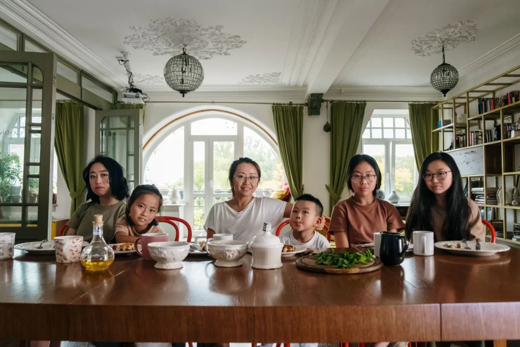 What 2026’s At-Home Dinner Habits Mean For Restaurants