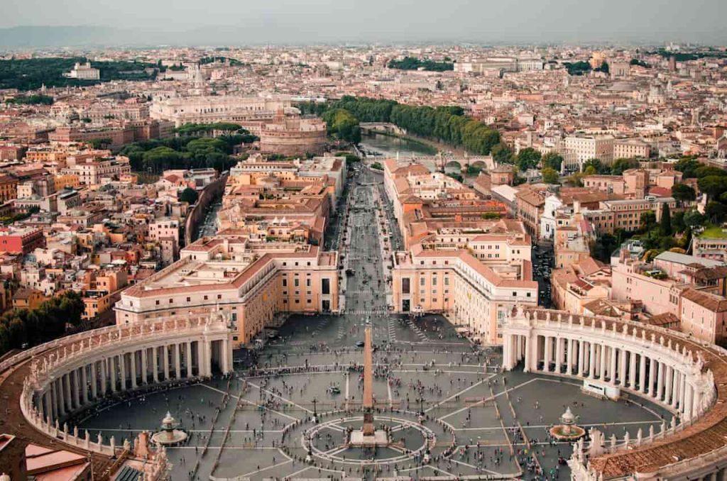 Vatican Rejects Proposal to Let Catholic Women Preach