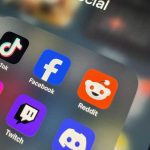 More Countries Push to Curb Kids’ Social Media Access