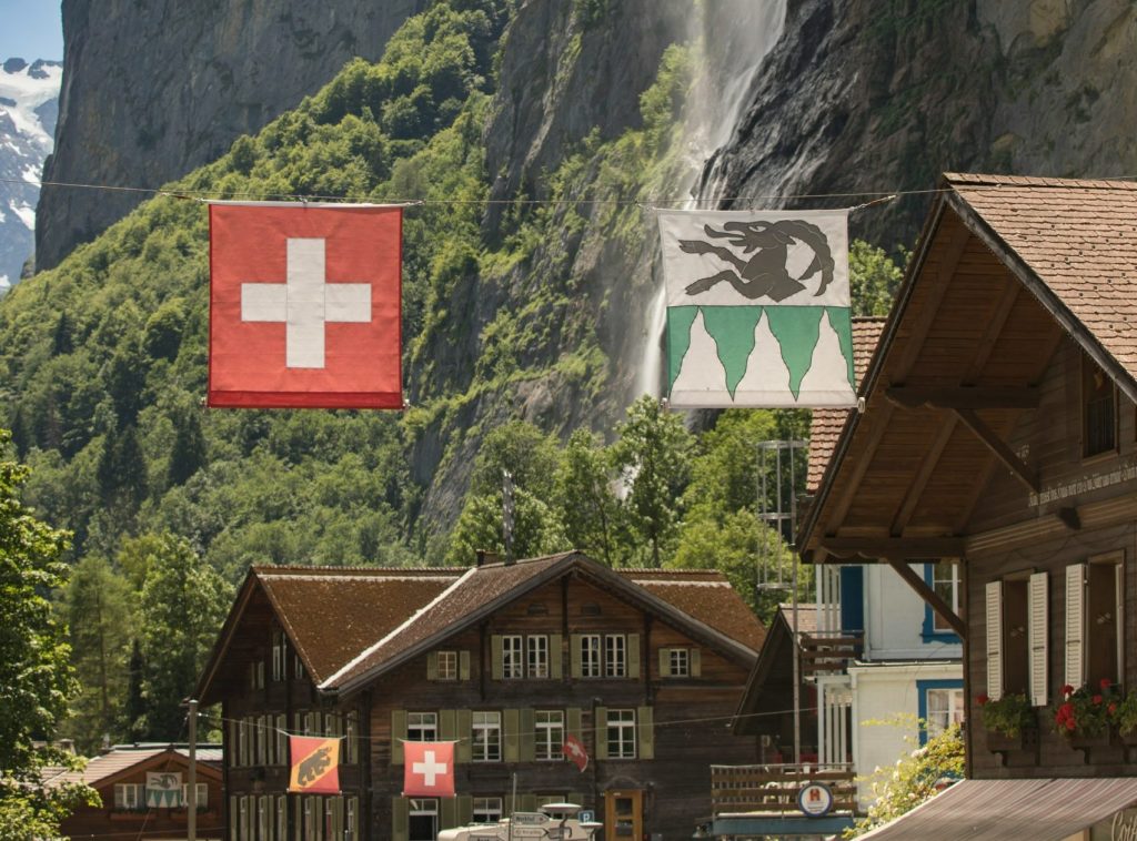Swiss Voters Set To Reject 10 Million Population Cap
