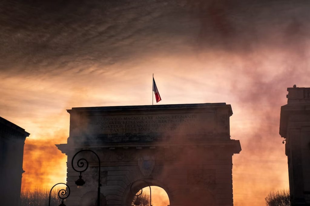 40 Dead From Drowning As France Battles Extreme Heat